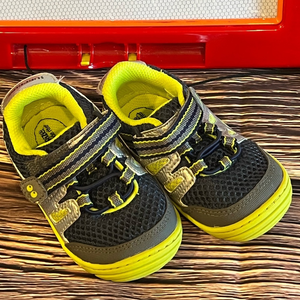 Stride rite Kids' Black and Yellow Shoes